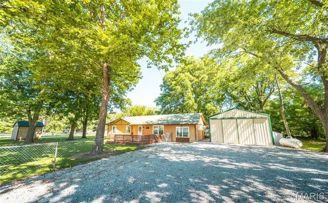 $185,000 | 233 Kirkman Street, Licking, MO 65542