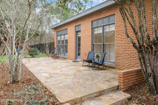 $799,000 | 665 East Main Street, New Iberia, LA 70560