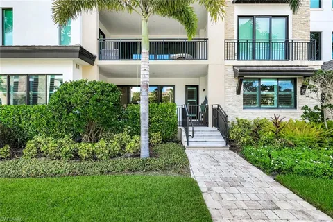 $2,475,000 | 1130 3rd Avenue South, Unit 115, Naples, FL 34102