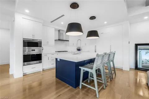 $2,475,000 | 1130 3rd Avenue South, Unit 115, Naples, FL 34102