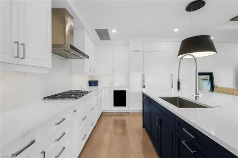 $2,475,000 | 1130 3rd Avenue South, Unit 115, Naples, FL 34102