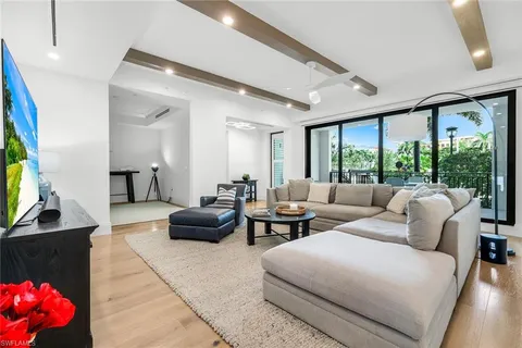 $2,475,000 | 1130 3rd Avenue South, Unit 115, Naples, FL 34102