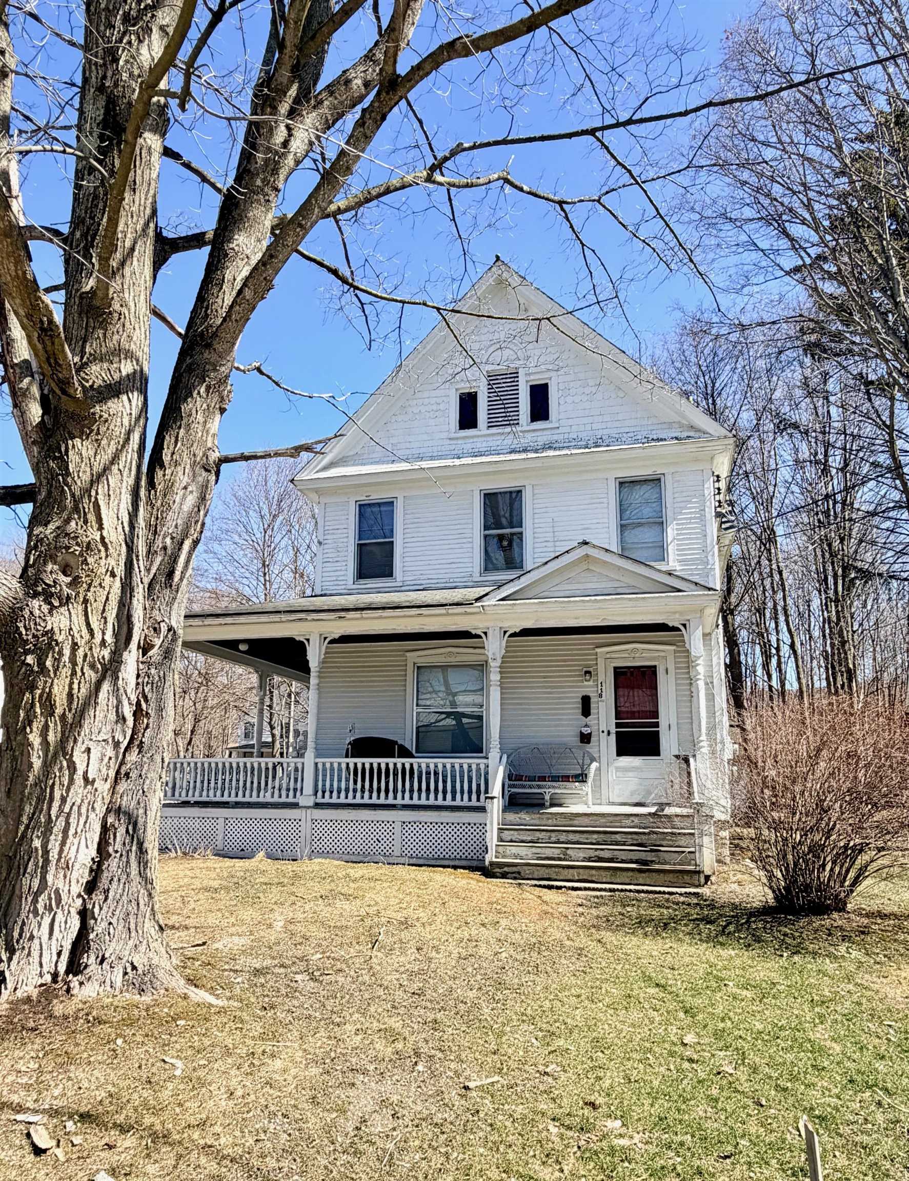 116-118 South Branch Street Bennington, VT 05201 - Photo 2 of 9