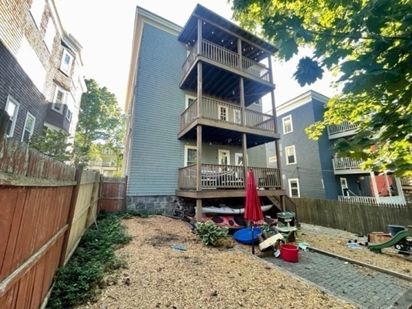 82 Montebello Road Boston, MA 02130 - Photo 3 of 33