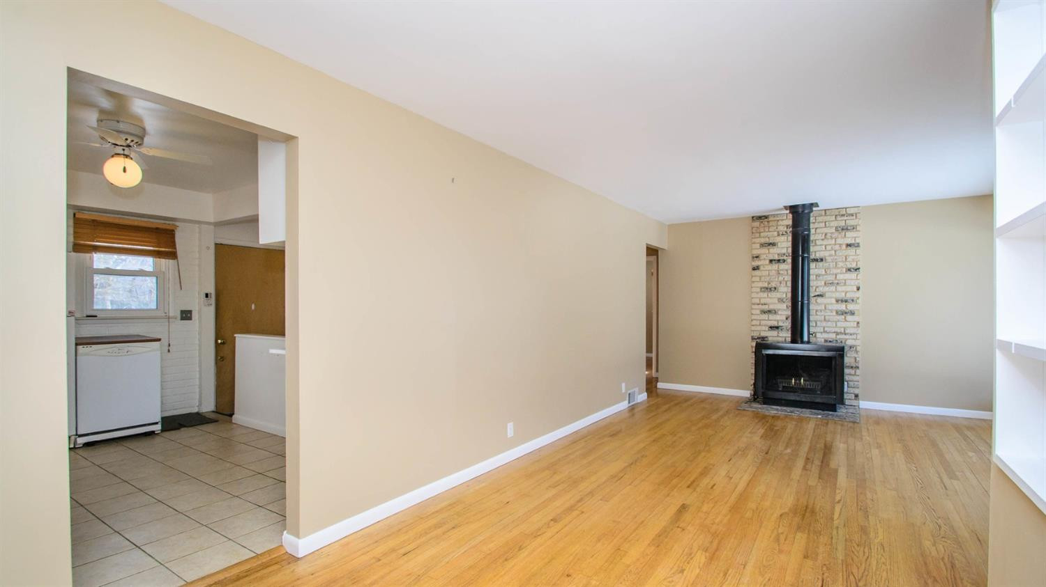 3241 Springbrook Street Ann Arbor, MI 48108 - Photo 4 of 29 Photo 4