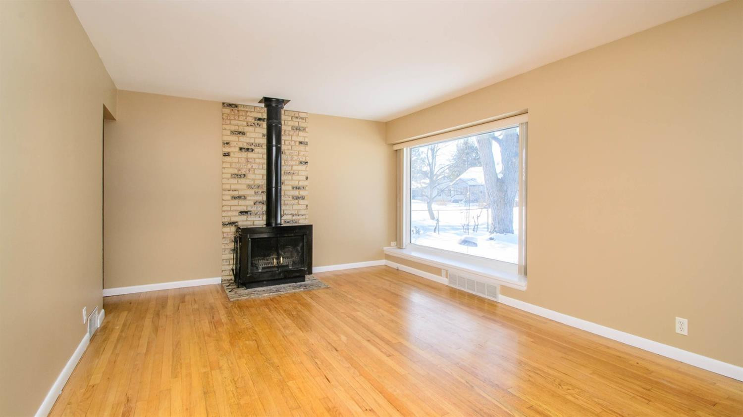 3241 Springbrook Street Ann Arbor, MI 48108 - Photo 5 of 29 Photo 5