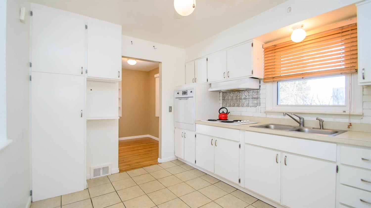 3241 Springbrook Street Ann Arbor, MI 48108 - Photo 7 of 29 Photo 7