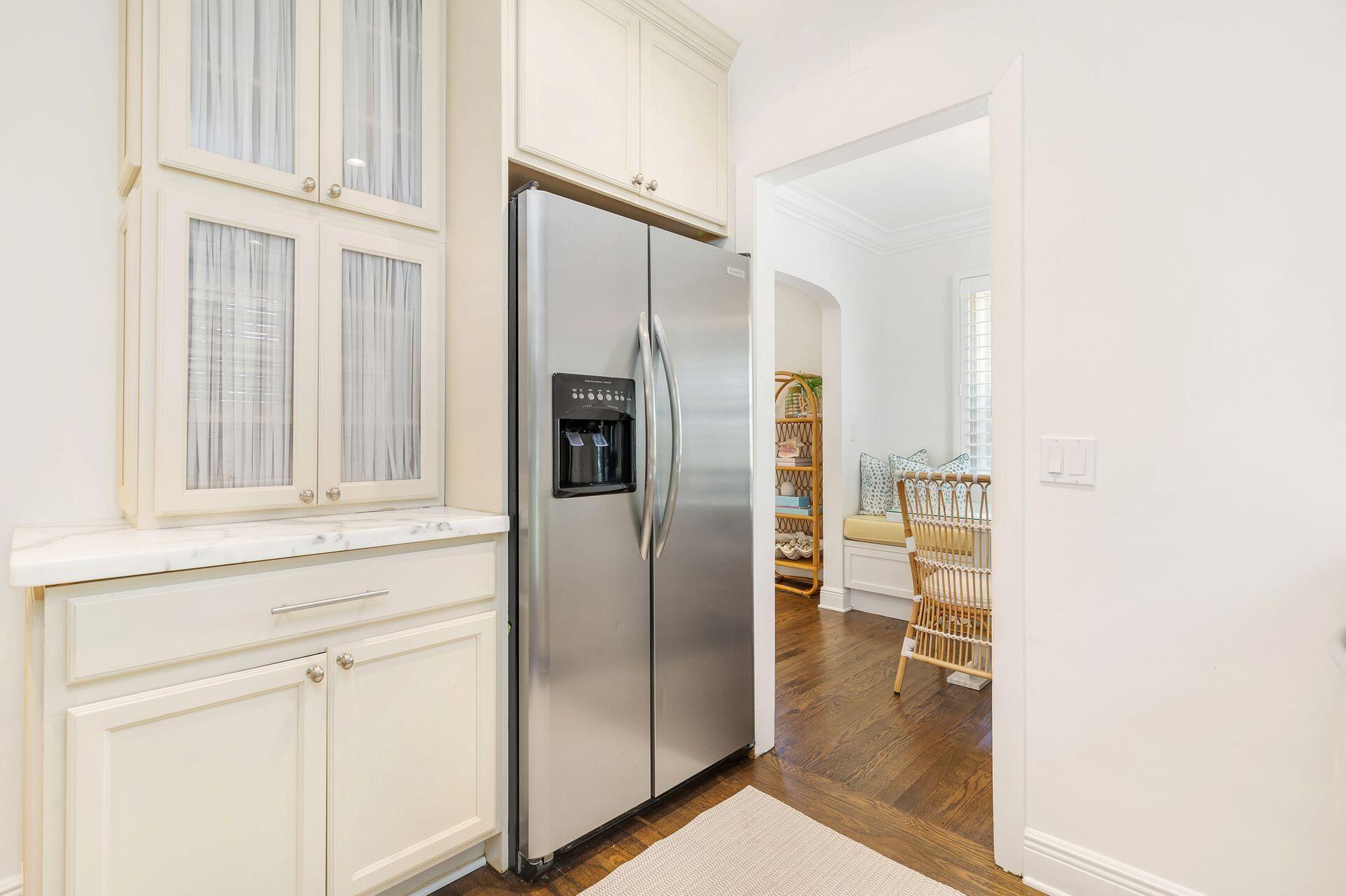 231 Cocoanut Row Palm Beach, FL 33480 - Photo 10 of 27 Kitchen