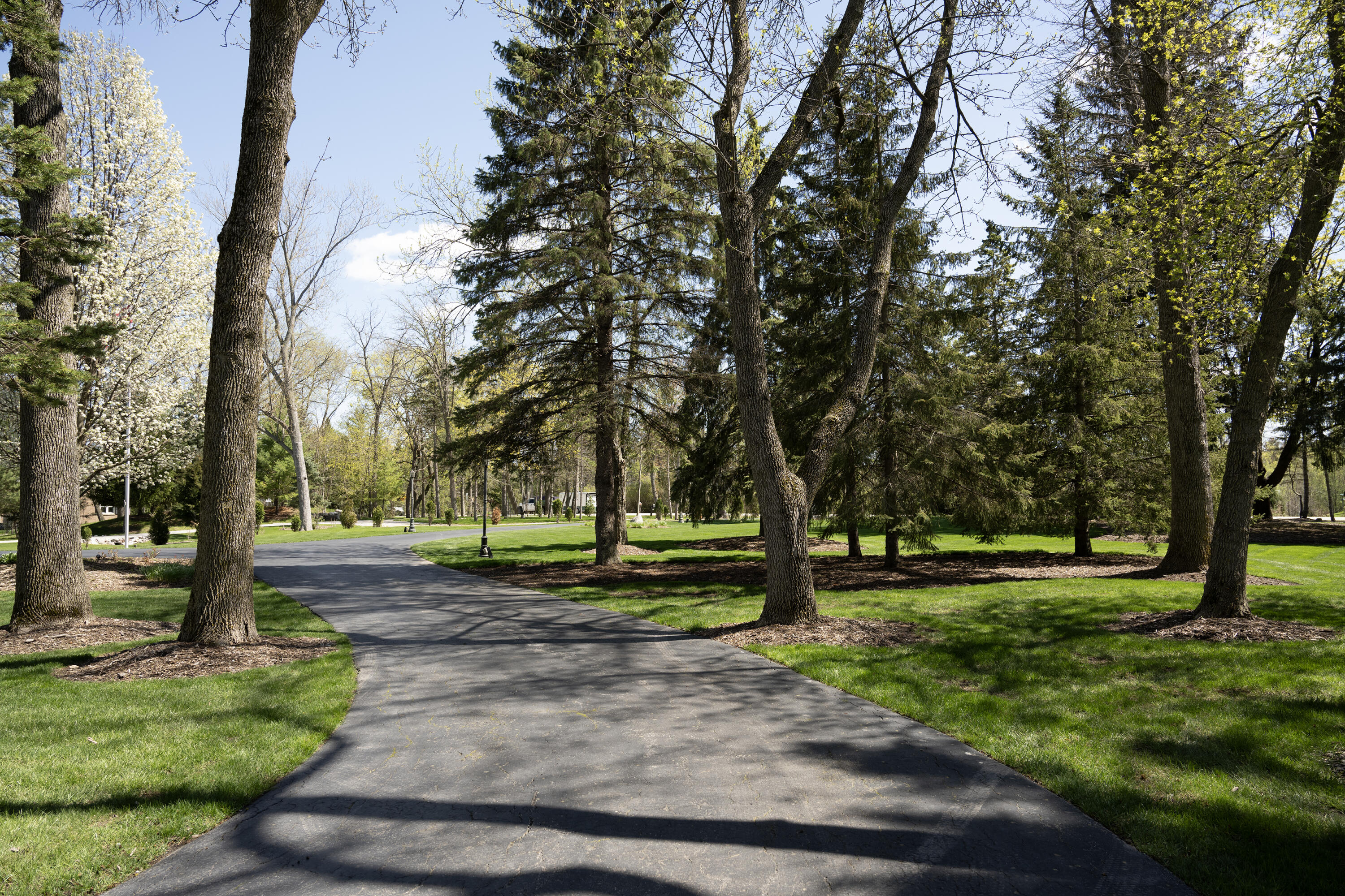 1512 West County Line Road Mequon, WI 53092 - Photo 72 of 74 Yard_7