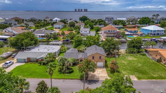 an aerial view of multiple house