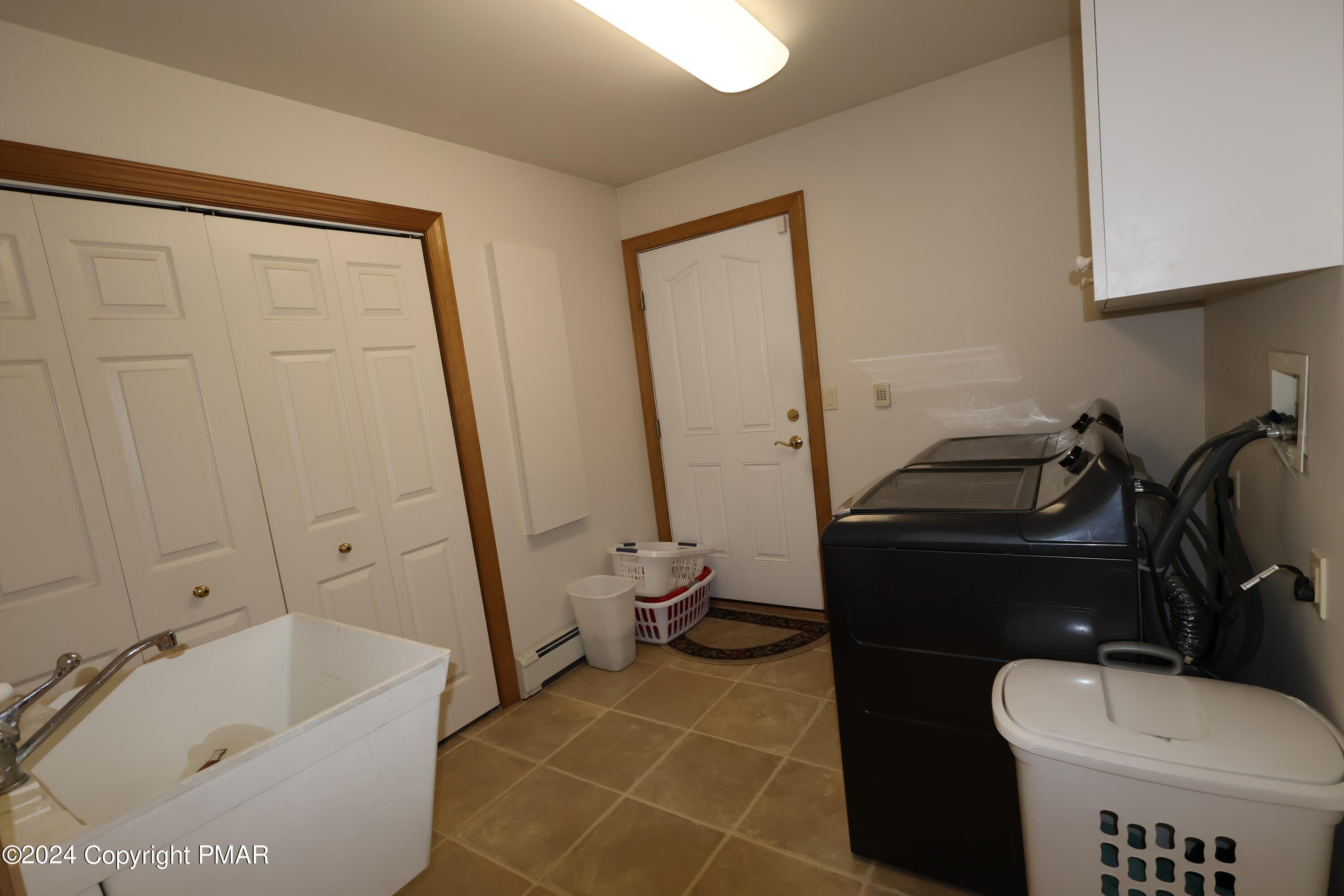 1179 Dotta Drive Pen Argyl, PA 18072 - Photo 35 of 39 a bathroom with a sink a toilet and shower