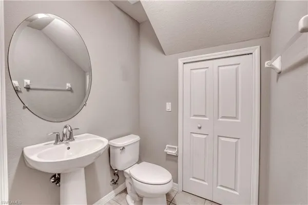 $2,000 | 9093 Gervais Circle, Unit 1906, Naples, FL 34120