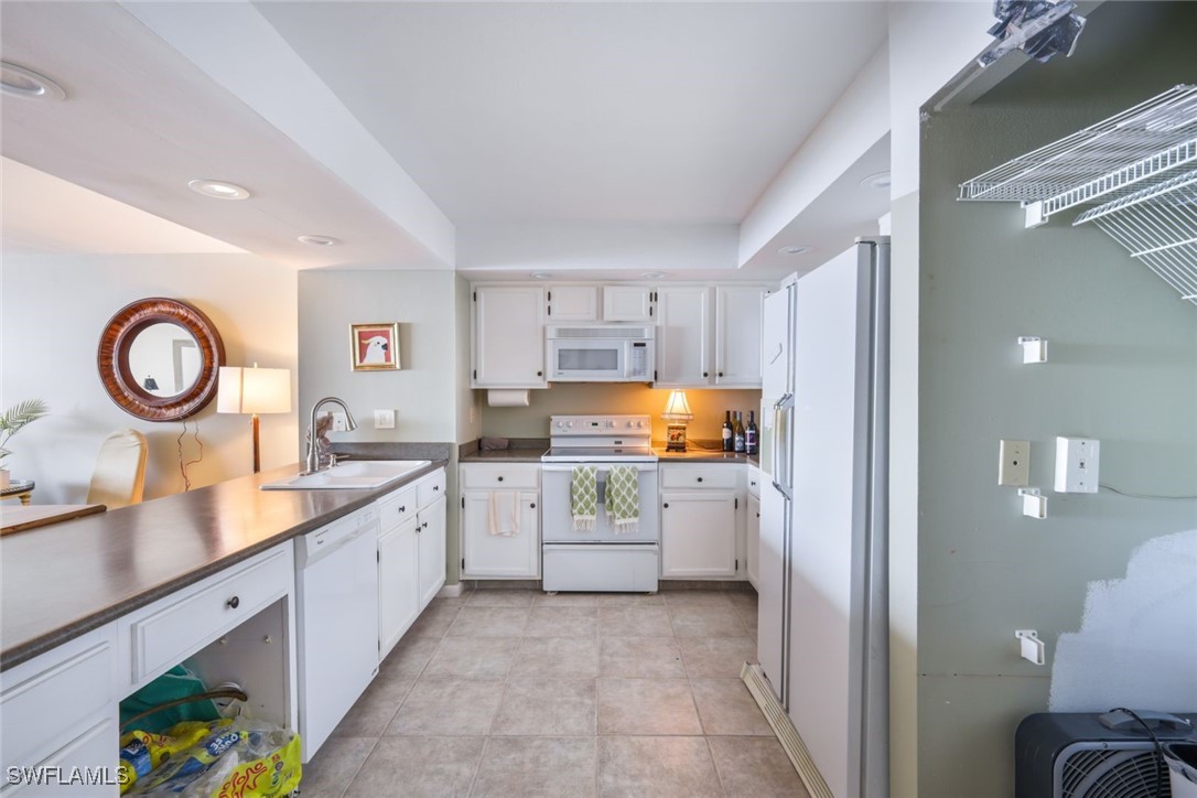 15021 Punta Rassa Road, Unit 902 Fort Myers, FL 33908 - Photo 5 of 31