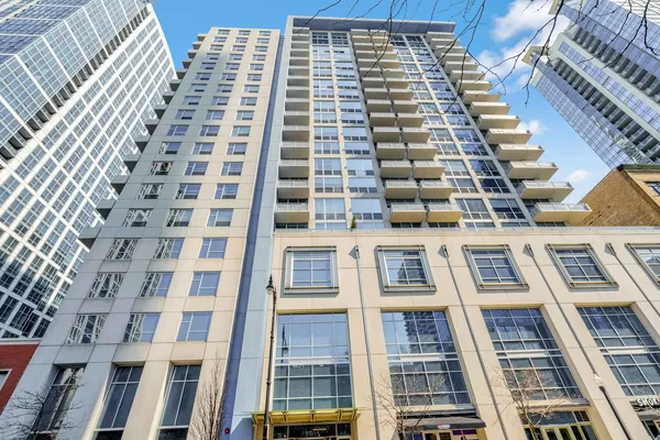 $375,000 | 1305 South Michigan Avenue, Unit 1506, Chicago, IL 60605