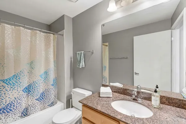 $387,000 | 1305 South Michigan Avenue, Unit 1506, Chicago, IL 60605