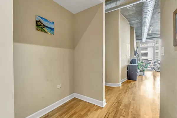 $387,000 | 1305 South Michigan Avenue, Unit 1506, Chicago, IL 60605