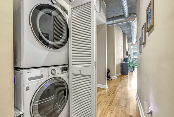 $387,000 | 1305 South Michigan Avenue, Unit 1506, Chicago, IL 60605