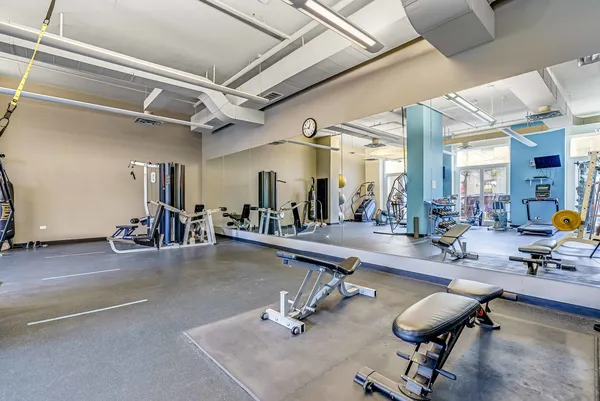 $387,000 | 1305 South Michigan Avenue, Unit 1506, Chicago, IL 60605