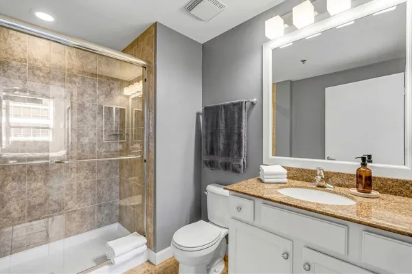 $387,000 | 1305 South Michigan Avenue, Unit 1506, Chicago, IL 60605