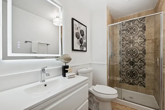 $389,900 | 6033 North Sheridan Road, Unit 36G, Chicago, IL 60660