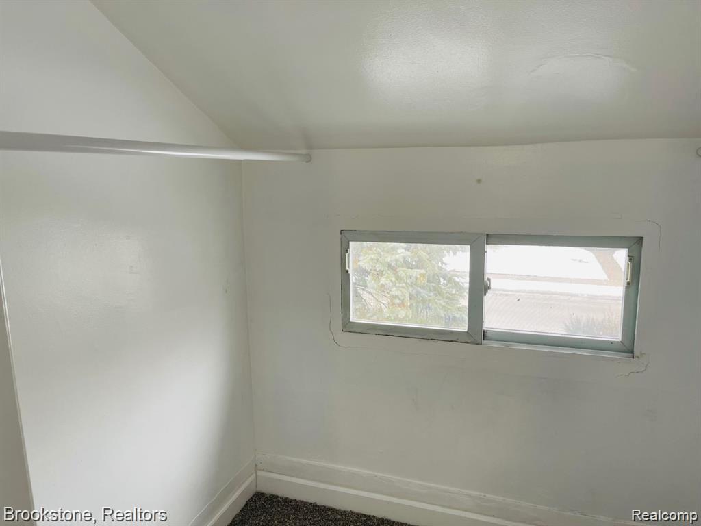 1258 Franklin Road Berkley, MI 48072 - Photo 7 of 11