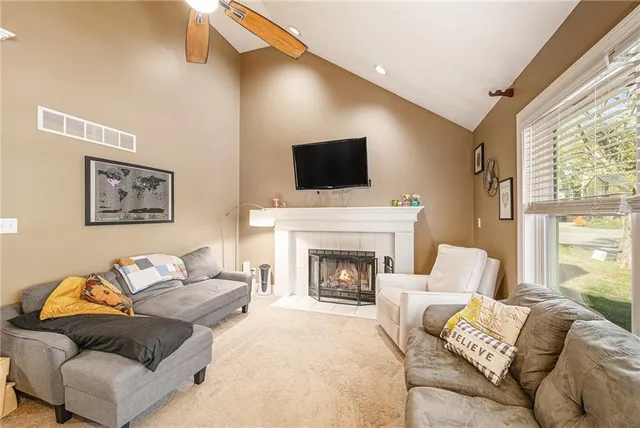 $309,500 | 3542 Northeast Rock Creek Drive, Kansas City, MO 64116