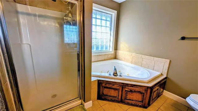 $309,500 | 3542 Northeast Rock Creek Drive, Kansas City, MO 64116