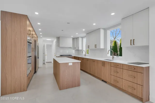 $990,000 | 55 Hickory Hill Road, Jackson, NJ 08527