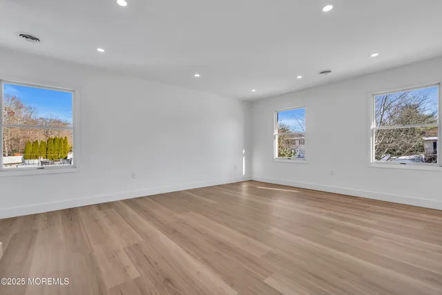 $990,000 | 55 Hickory Hill Road, Jackson, NJ 08527