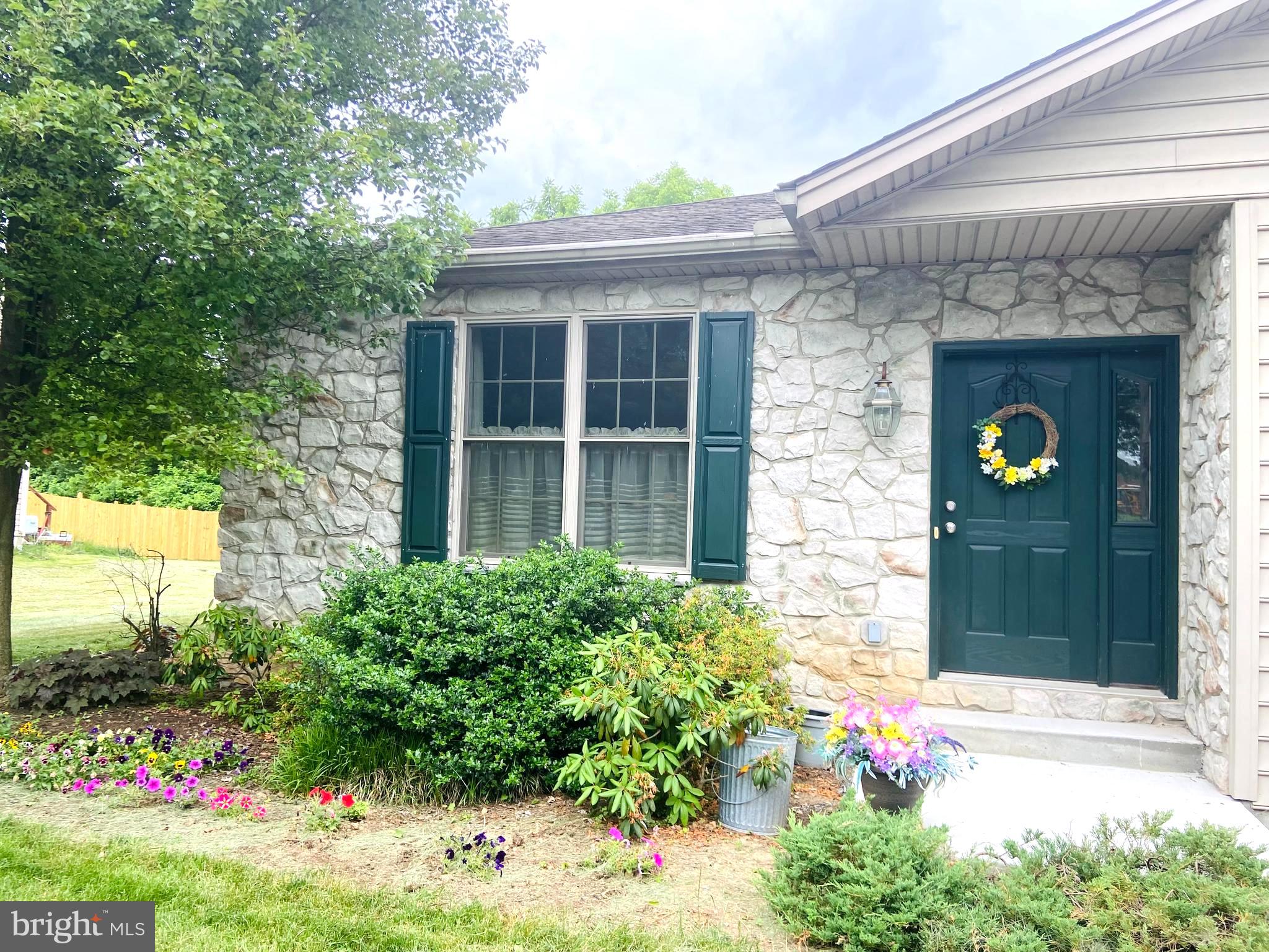 1061 Oberlin Road Middletown, PA 17057 - Photo 2 of 22 Gallery Image 2