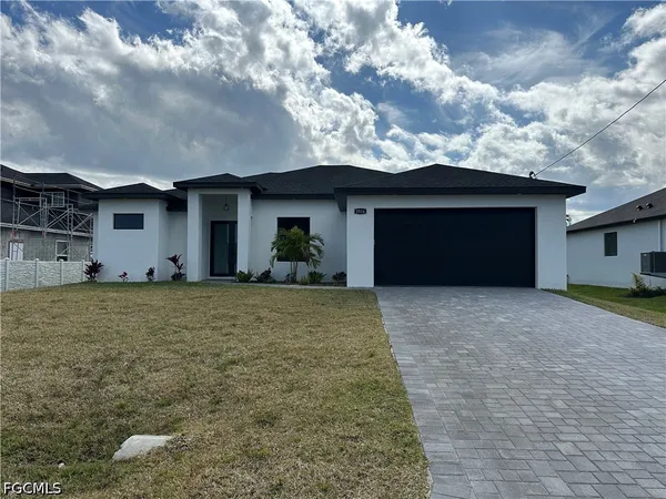 $519,000 | 3516 Southwest 3rd Street, Cape Coral, FL 33991