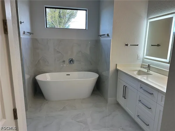 $519,000 | 3516 Southwest 3rd Street, Cape Coral, FL 33991