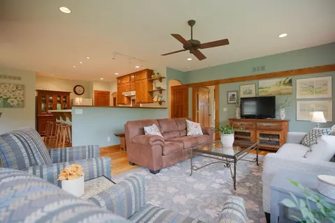 $478,950 | 5390 Dodson Avenue, Kansas City, KS 66106