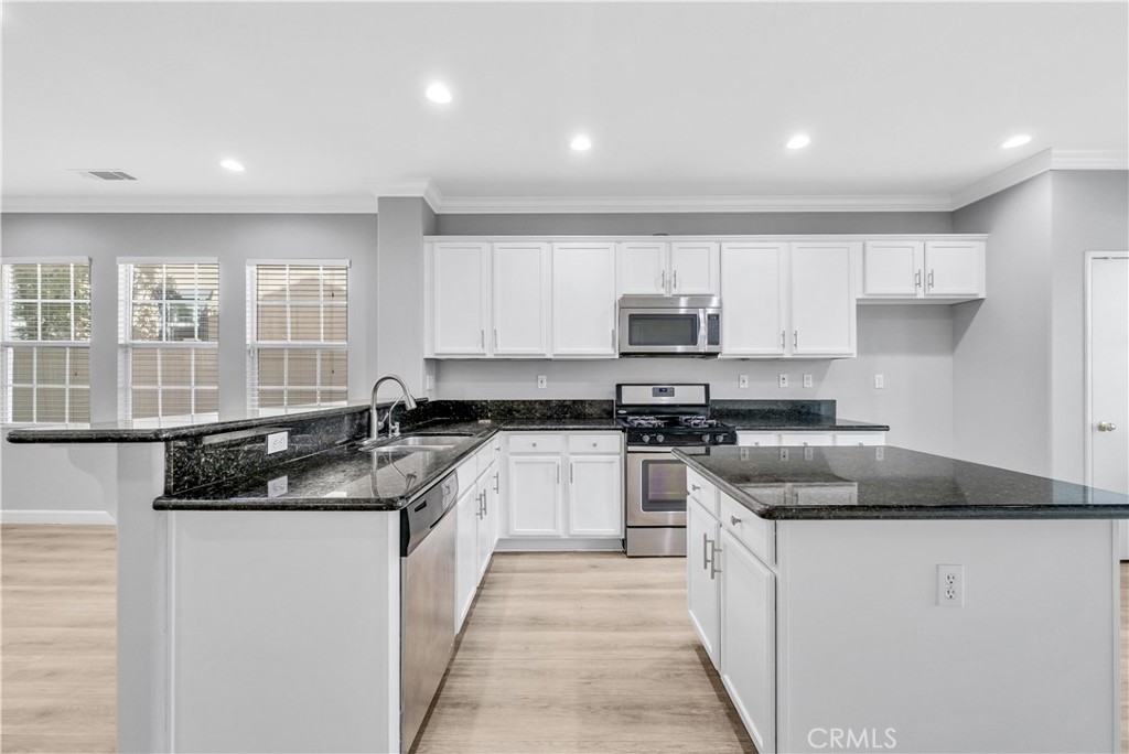 1258 Begovich Street Fullerton, CA 92833 - Photo 24 of 60