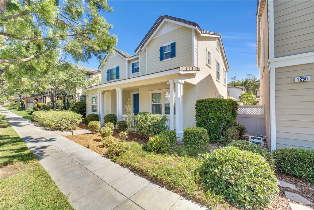 1258 Begovich Street Fullerton, CA 92833 - Photo 3 of 60