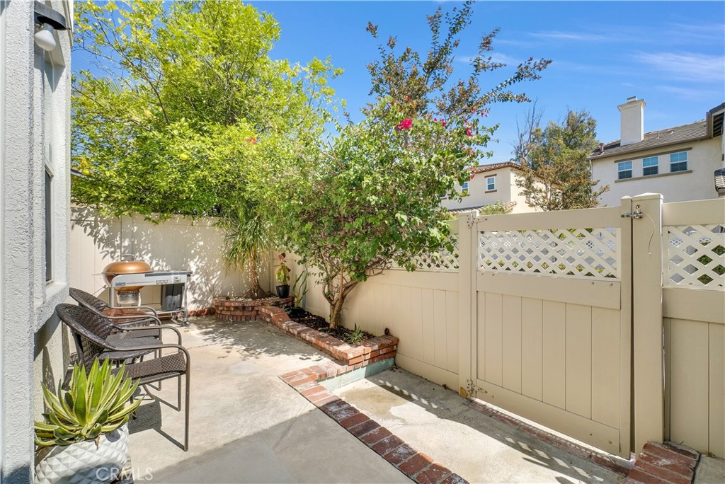 1258 Begovich Street Fullerton, CA 92833 - Photo 47 of 60