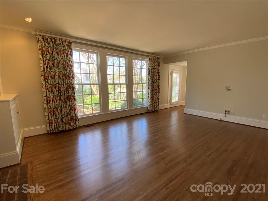 2172 Norton Road Charlotte, NC 28207 - Photo 12 of 39 Gallery Image 12