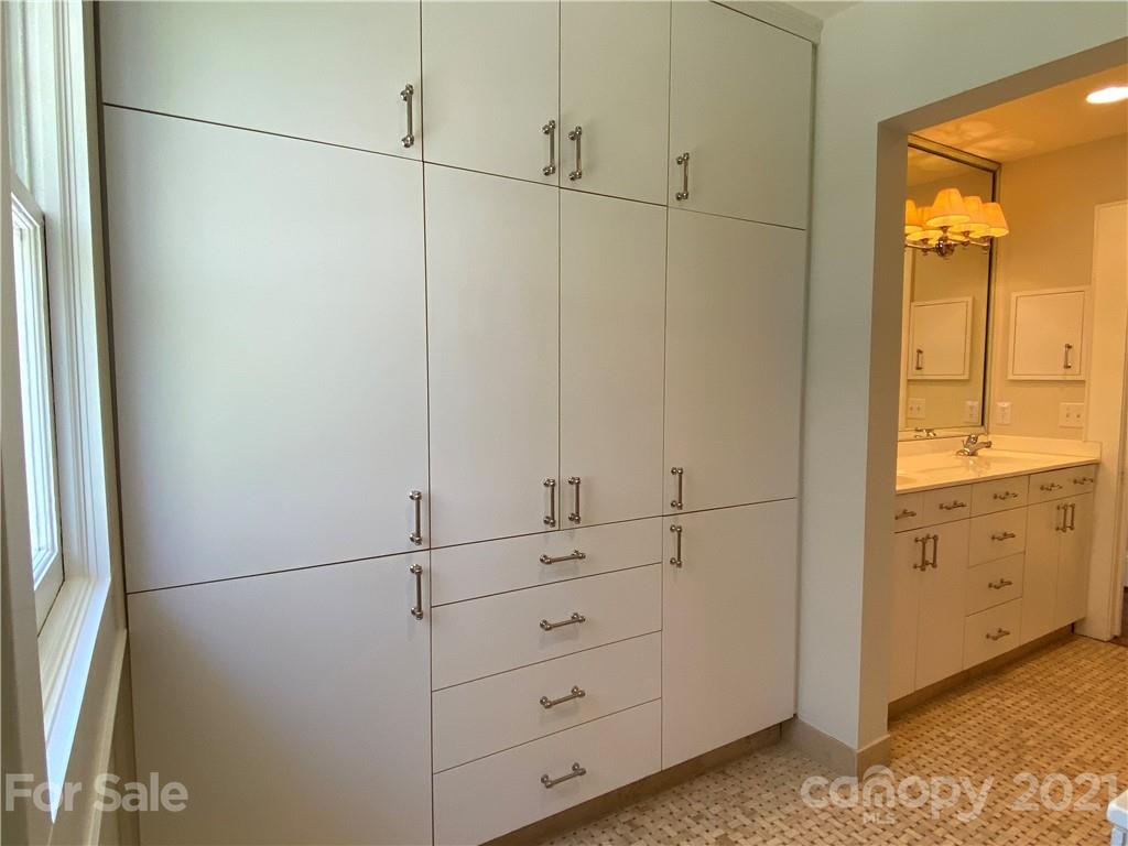 2172 Norton Road Charlotte, NC 28207 - Photo 25 of 39 Gallery Image 25