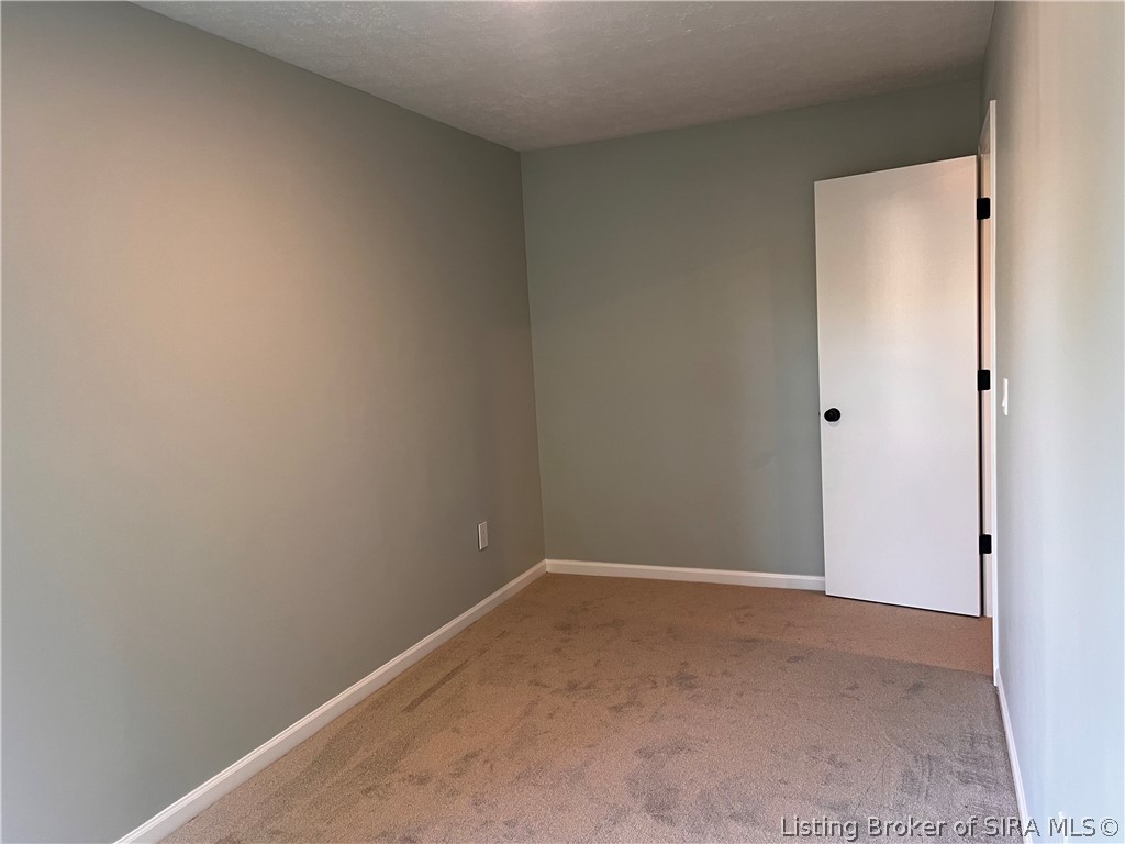 186 Factory Drive Austin, IN 47102 - Photo 6 of 9