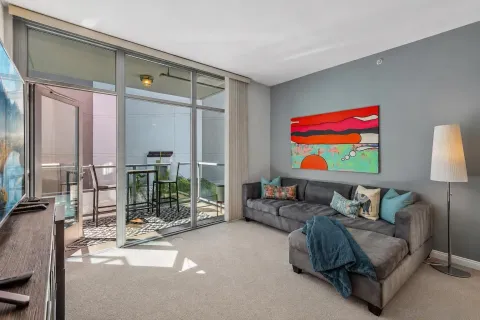 $409,900 | 206 Park Boulevard, Unit 313, San Diego, CA 92101