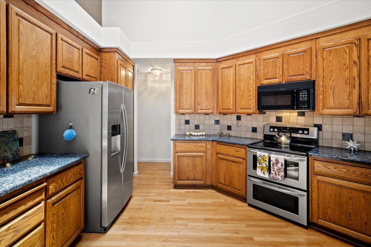 17716 Riverbend Road Salinas, CA 93908 - Photo 13 of 35