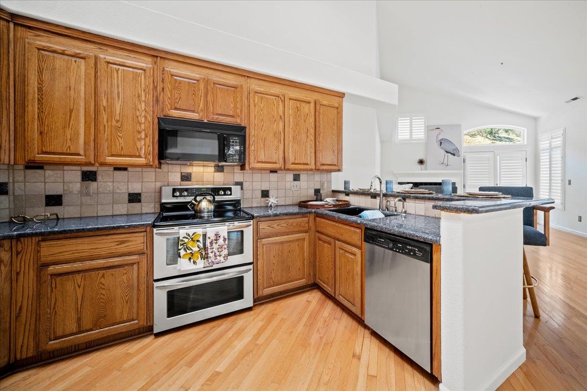 17716 Riverbend Road Salinas, CA 93908 - Photo 14 of 35