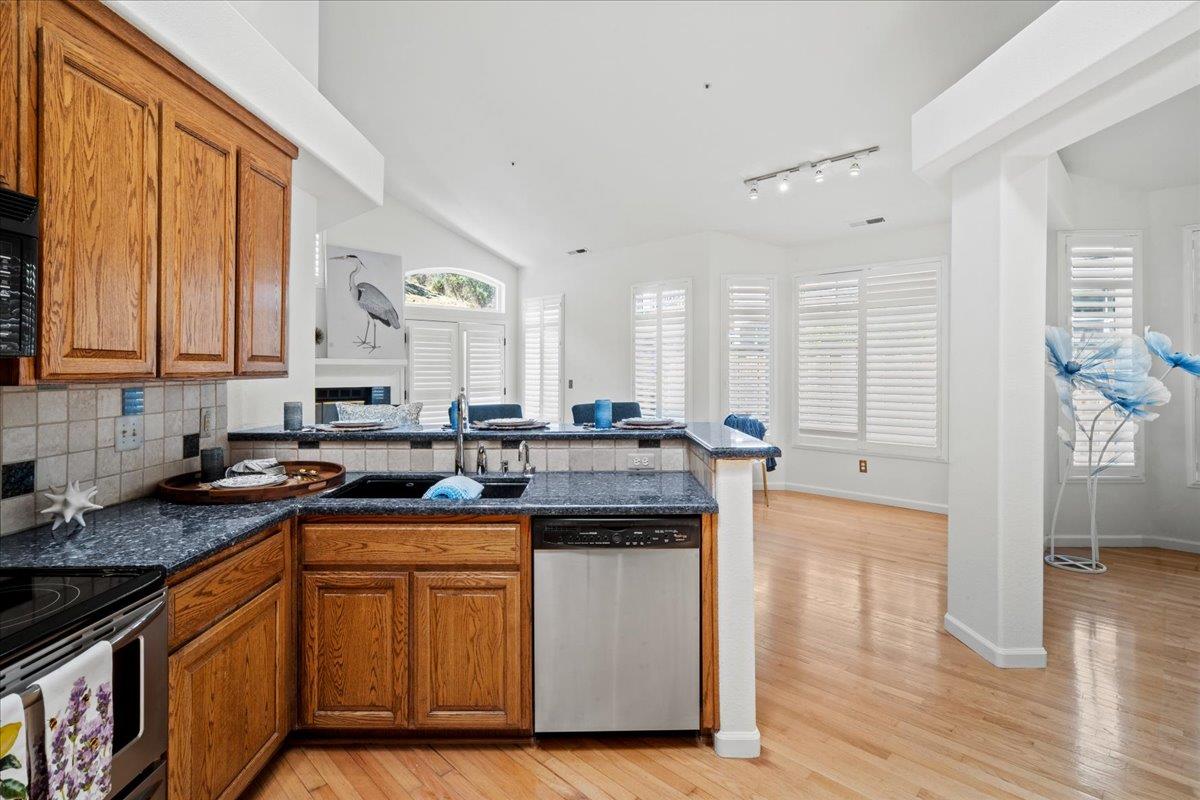 17716 Riverbend Road Salinas, CA 93908 - Photo 15 of 35