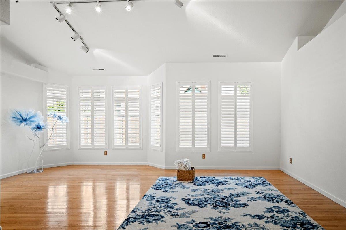 17716 Riverbend Road Salinas, CA 93908 - Photo 7 of 35