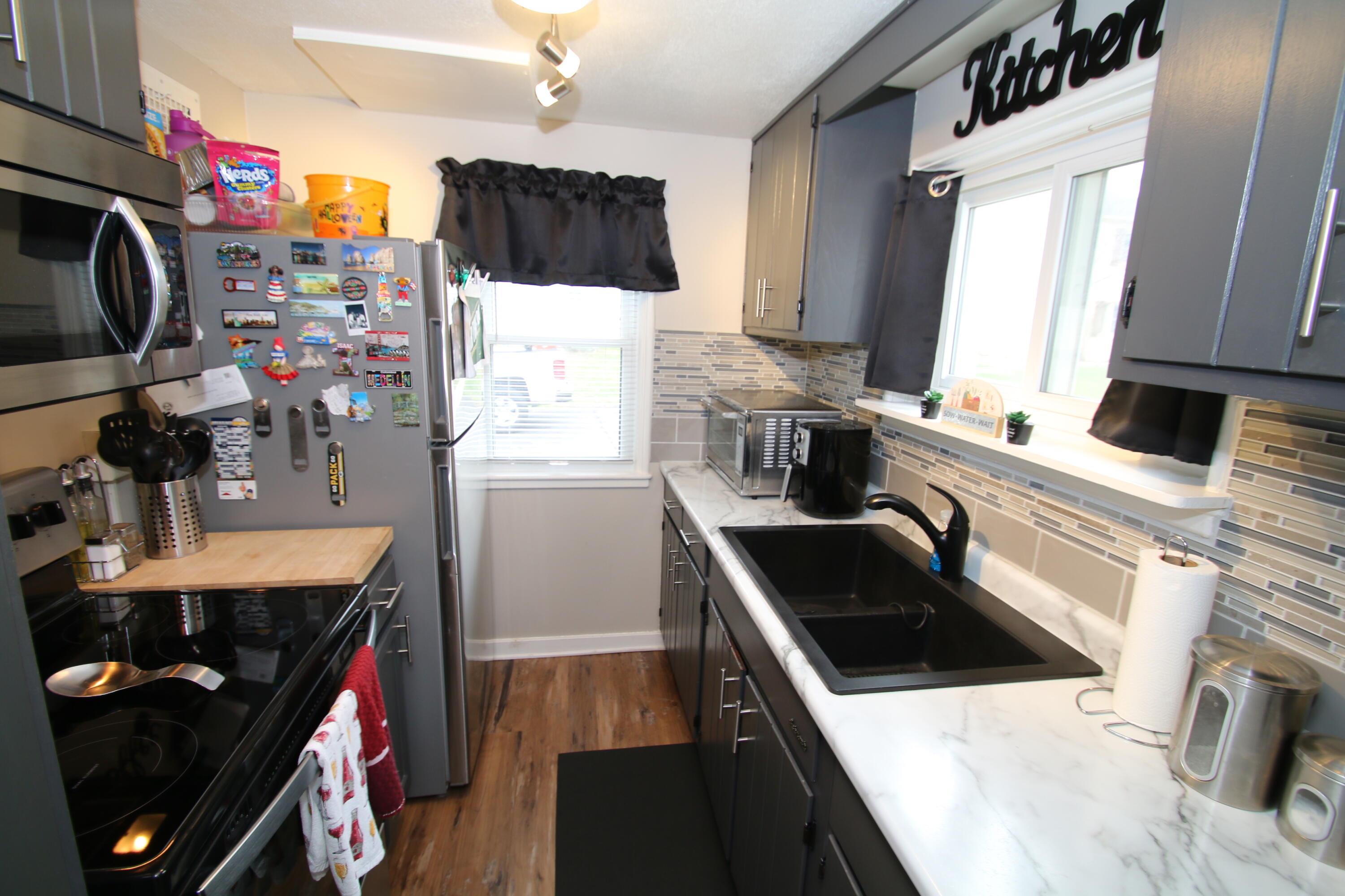 5564 Angle Lane Greendale, WI 53129 - Photo 4 of 22 Kitchen