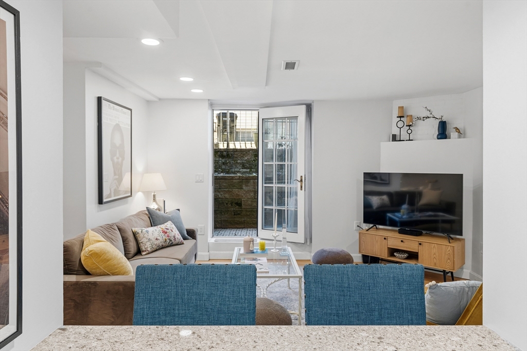 97 Sewall Avenue, Unit 5 Brookline, MA 02446 - Photo 10 of 17