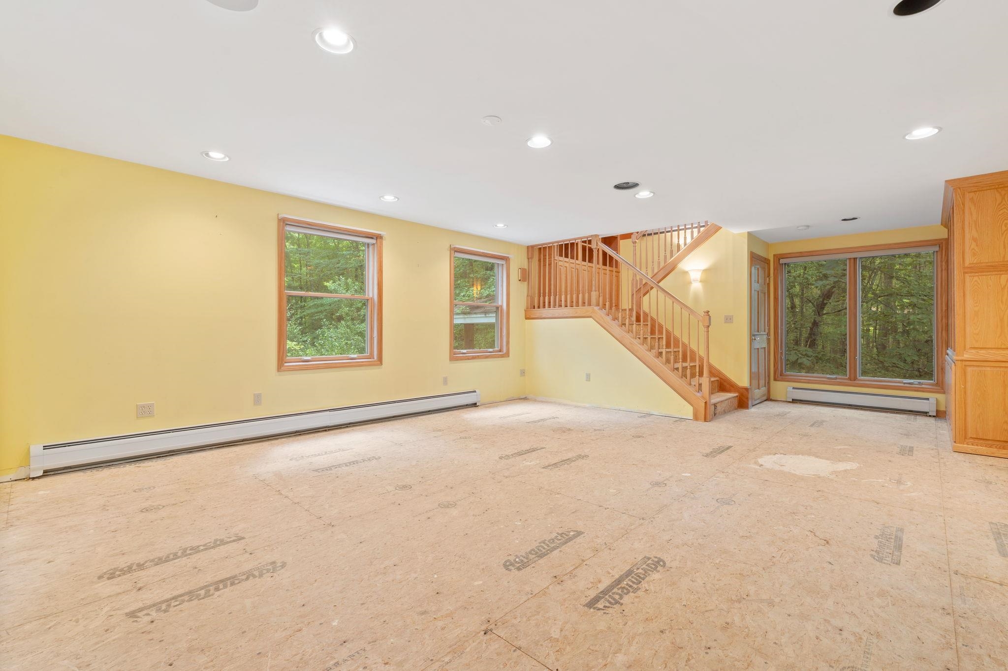534 Main Street Sandown, NH 03873 - Photo 15 of 48 Gallery Image 15