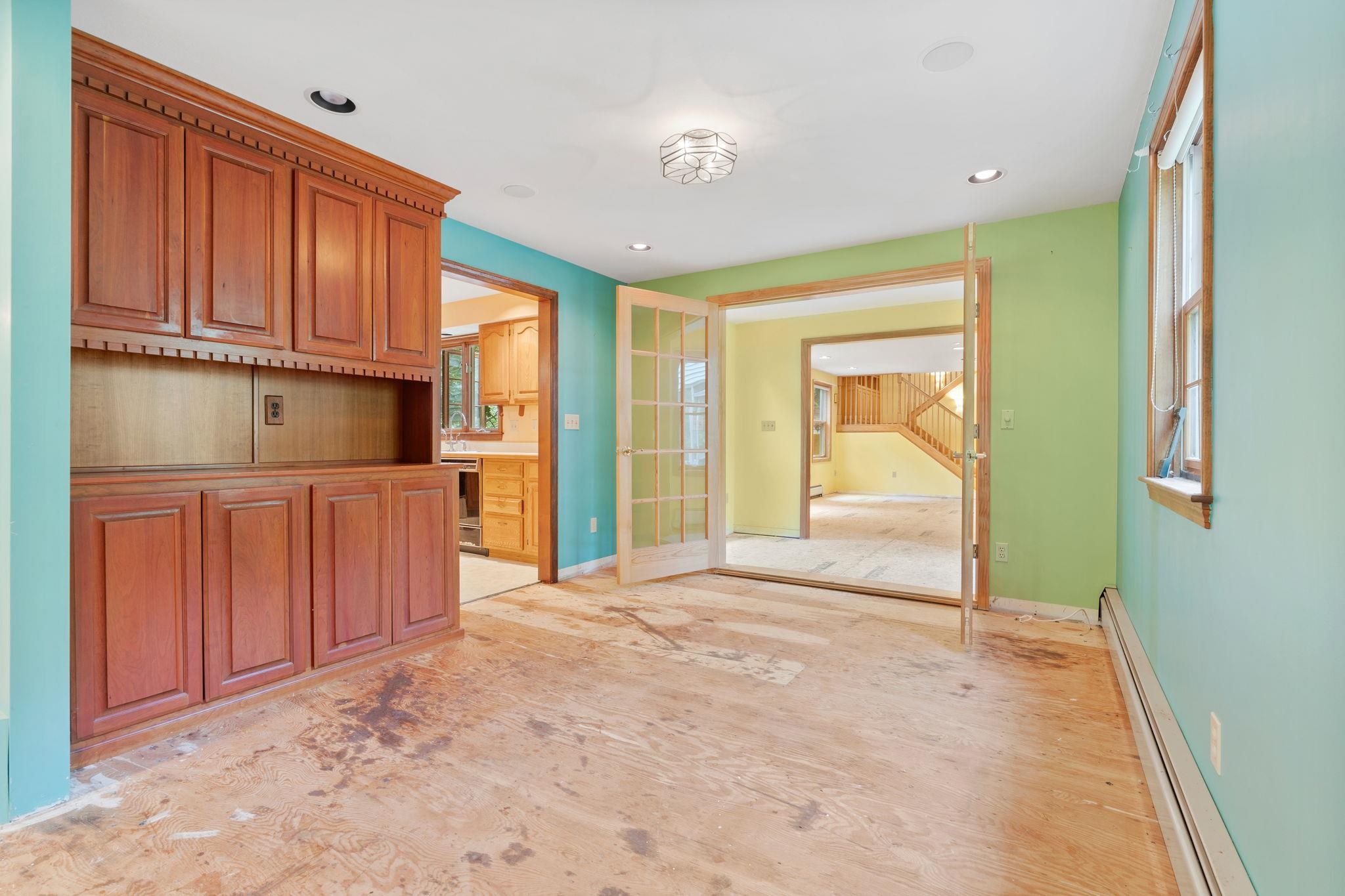 534 Main Street Sandown, NH 03873 - Photo 6 of 48 Gallery Image 6