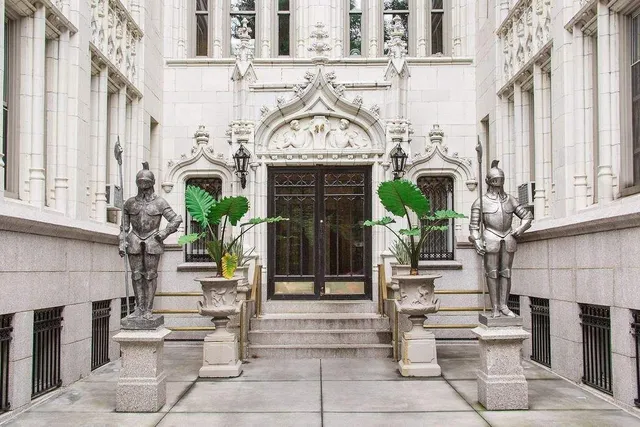 $5,400,000 | 36 Gramercy Park East, Unit 2SW | Gramercy