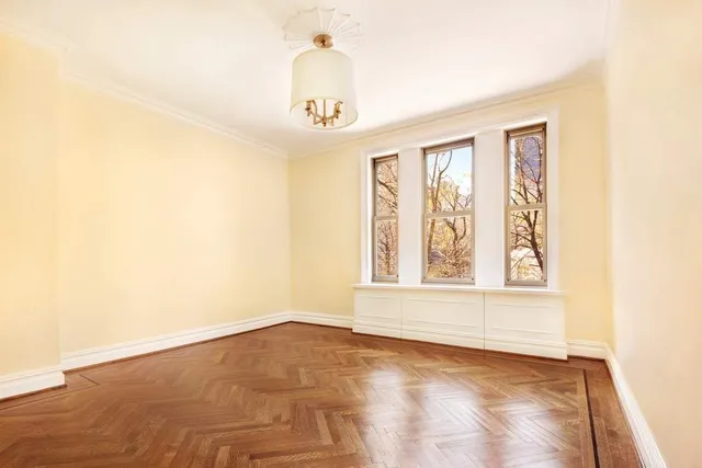 $5,400,000 | 36 Gramercy Park East, Unit 2SW | Gramercy